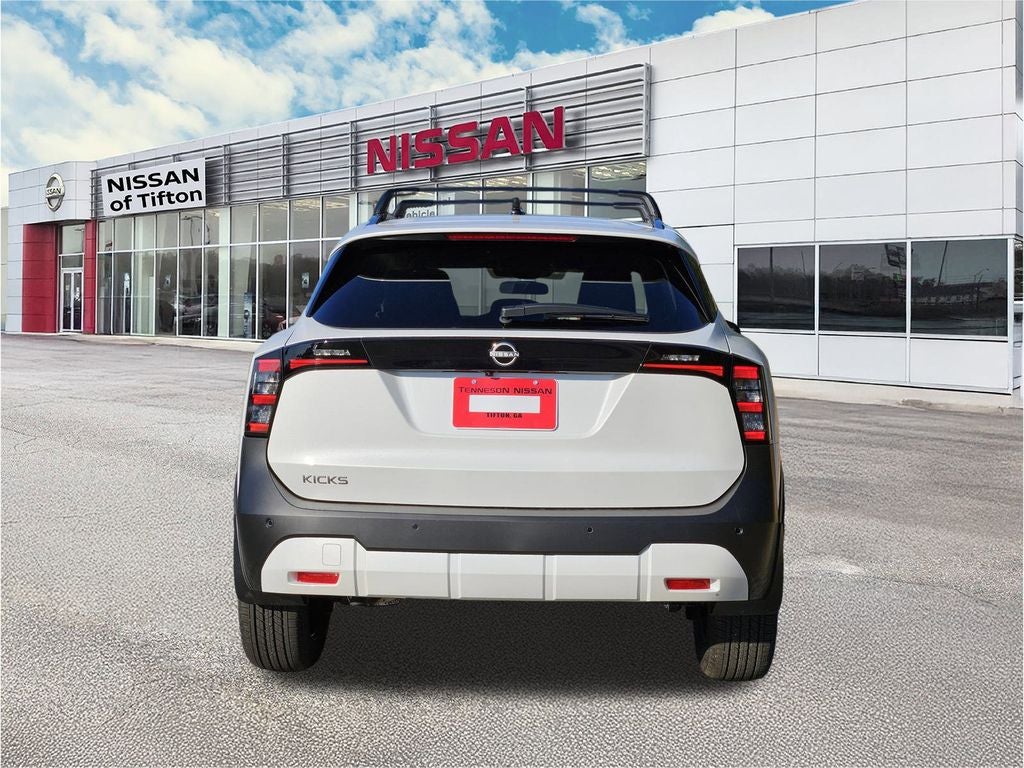 2026 Nissan Kicks SV