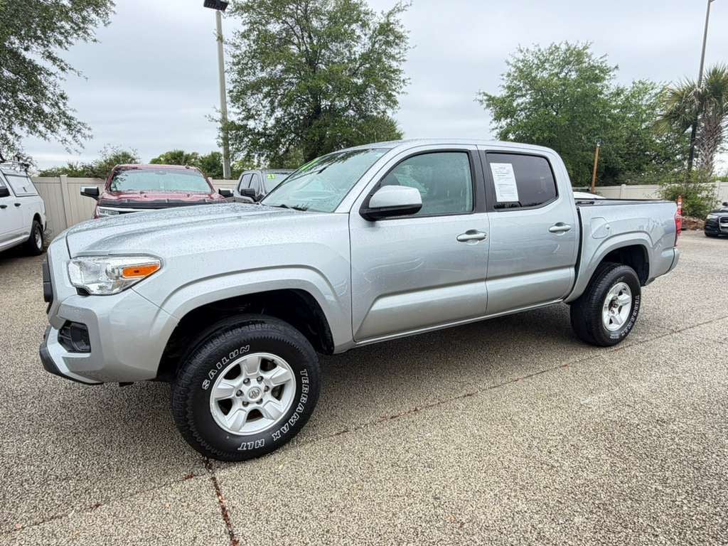 2022 Toyota Tacoma SR