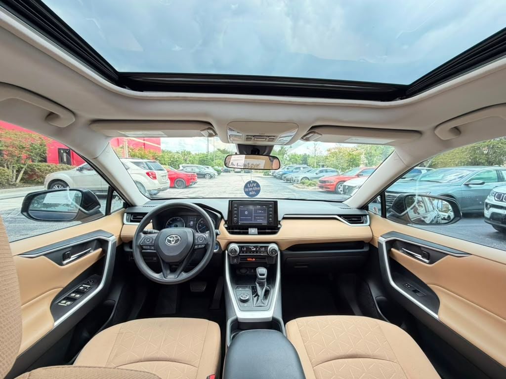 2021 Toyota RAV4 Hybrid XLE