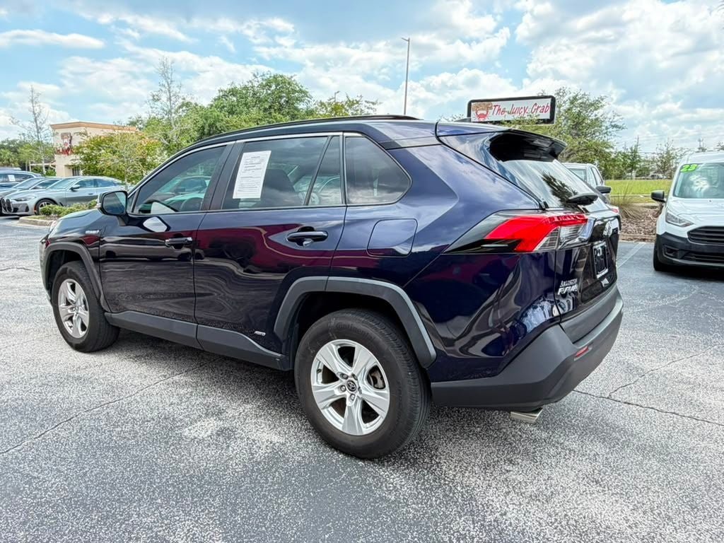 2021 Toyota RAV4 Hybrid XLE