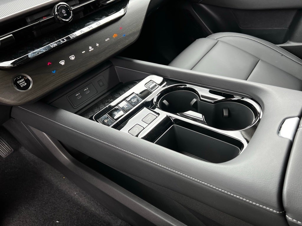 2025 Nissan Murano SV