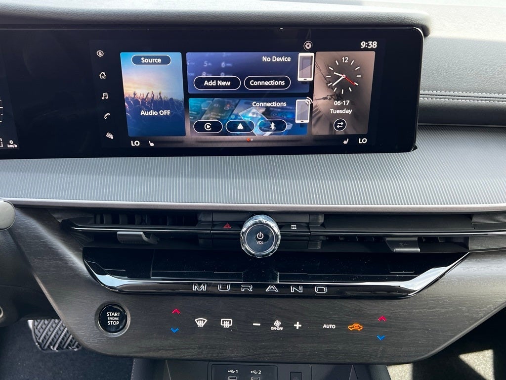 2025 Nissan Murano SV