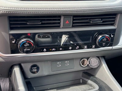 2026 Nissan Rogue SV