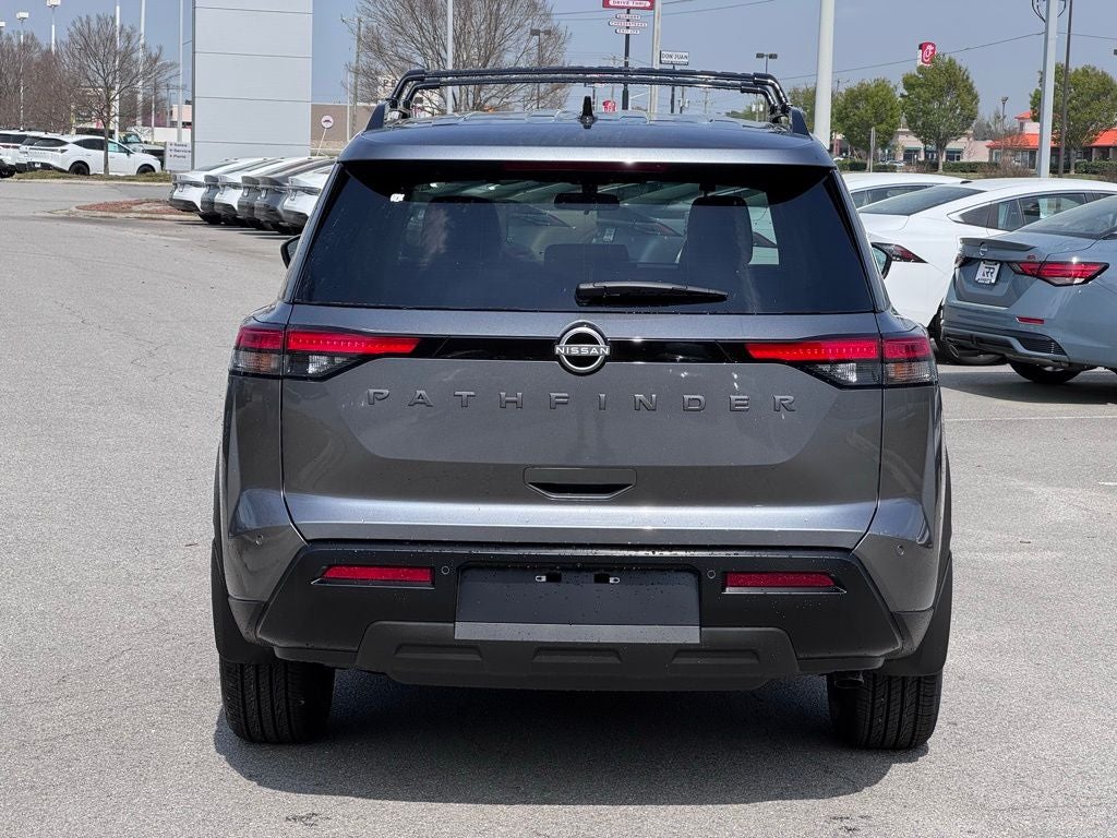 2026 Nissan Pathfinder SV