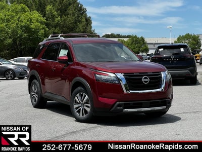2025 Nissan Pathfinder SL