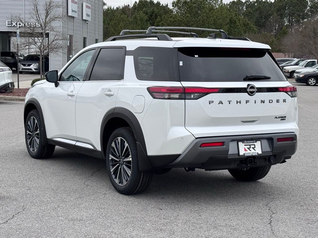 2026 Nissan Pathfinder Platinum