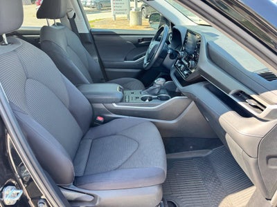 2020 Toyota Highlander LE