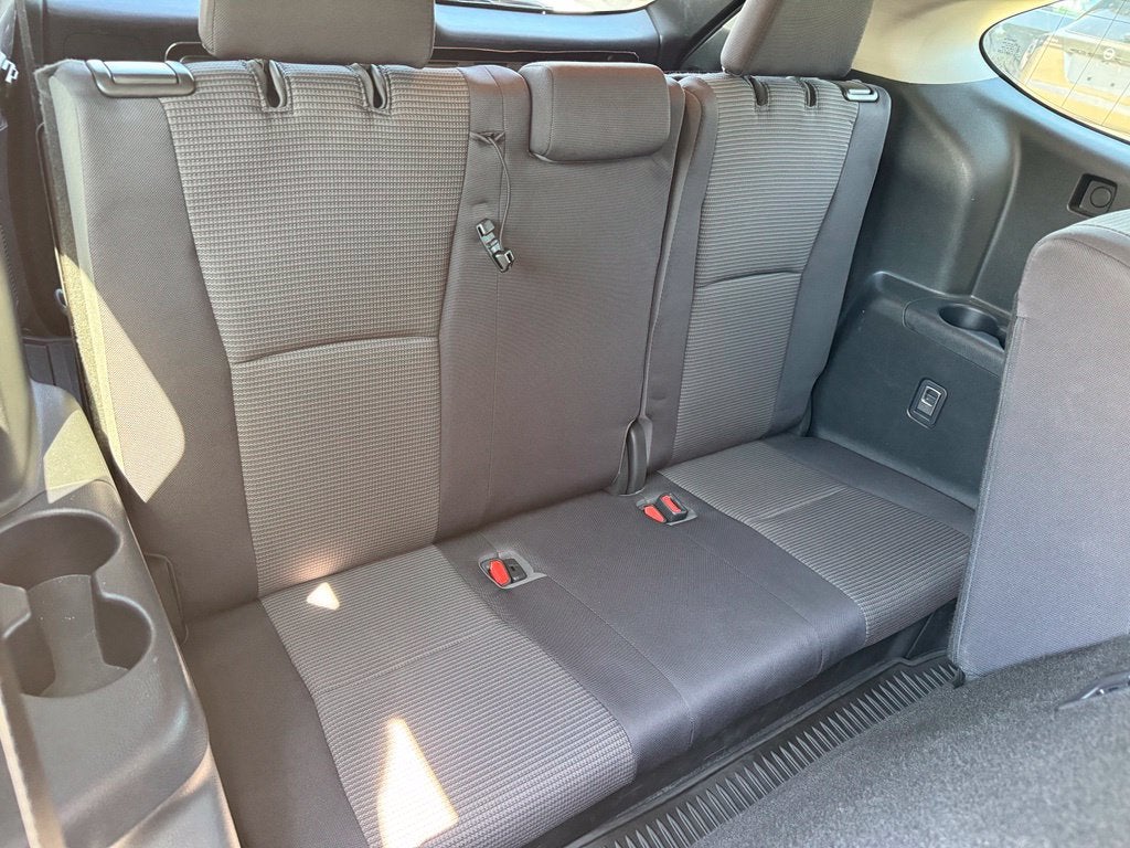 2020 Toyota Highlander LE