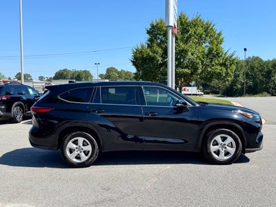 2020 Toyota Highlander LE