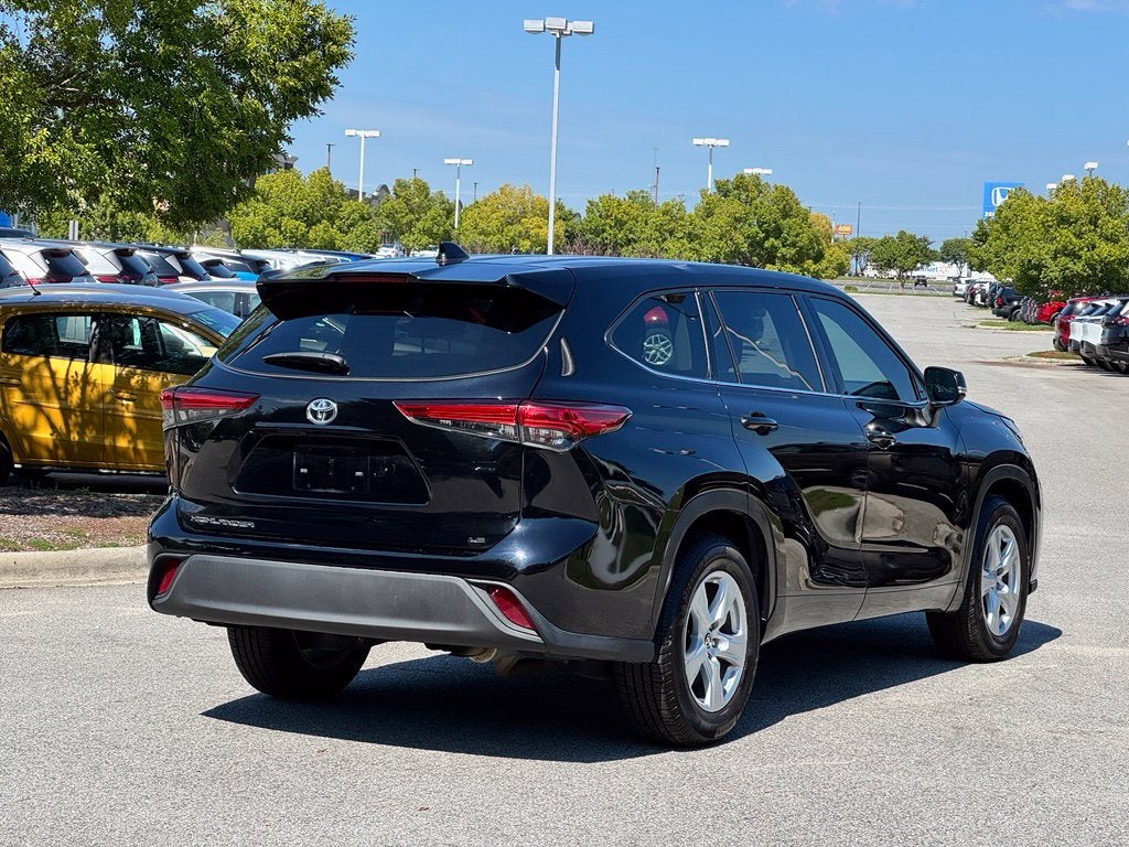 2020 Toyota Highlander LE