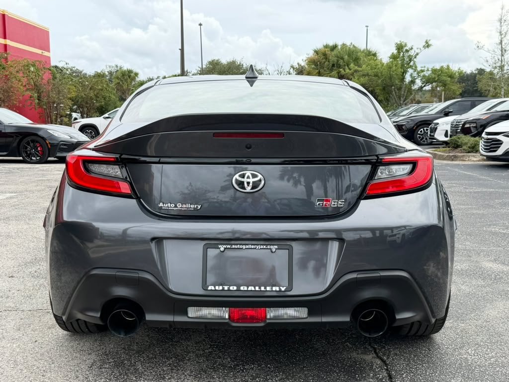2025 Toyota GR86 Premium