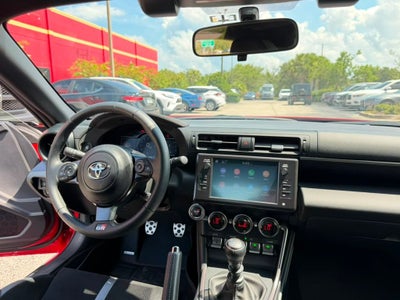 2024 Toyota GR86 Premium