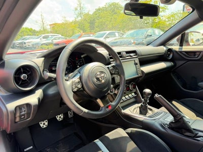 2024 Toyota GR86 Premium