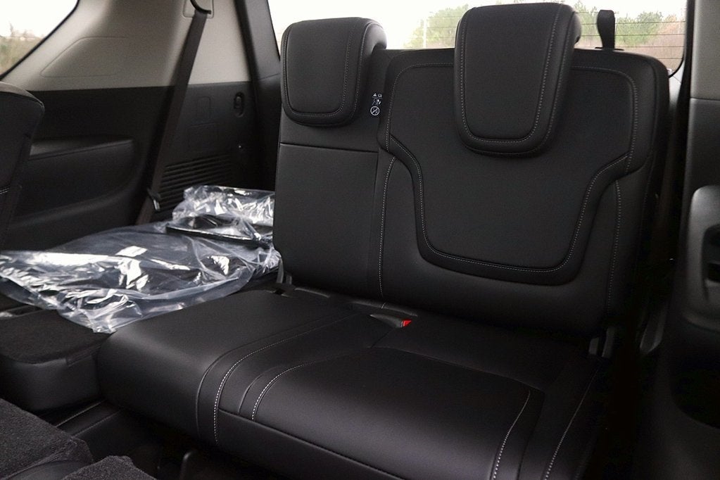 2025 Nissan Armada SV