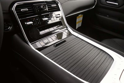 2025 Nissan Armada SV