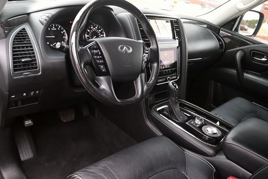 2021 INFINITI QX80 LUXE