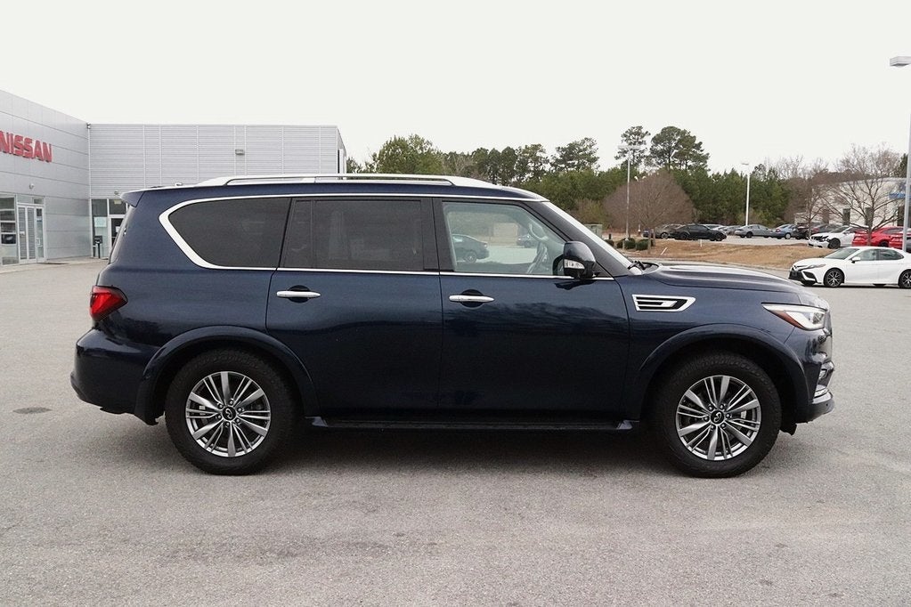 2021 INFINITI QX80 LUXE