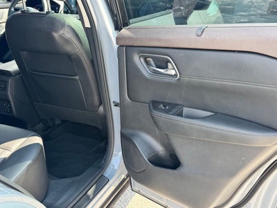2022 Nissan Rogue Platinum