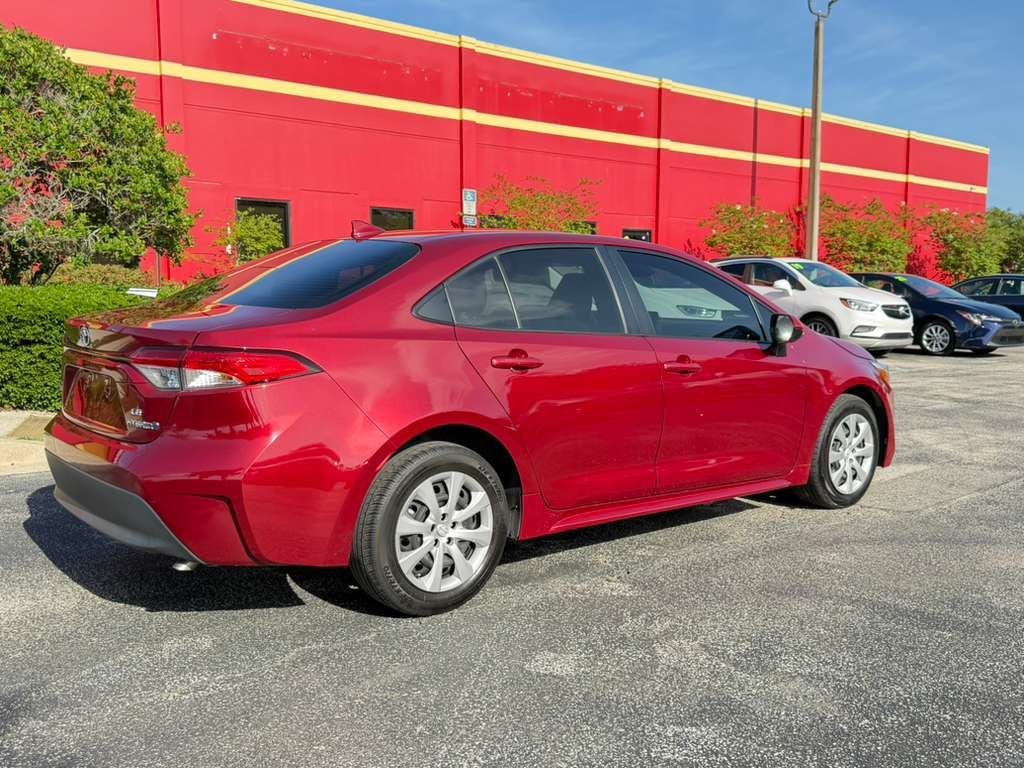 2024 Toyota Corolla Hybrid LE