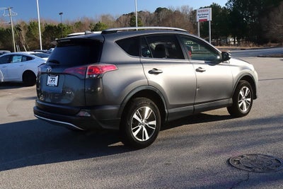 2017 Toyota RAV4 XLE