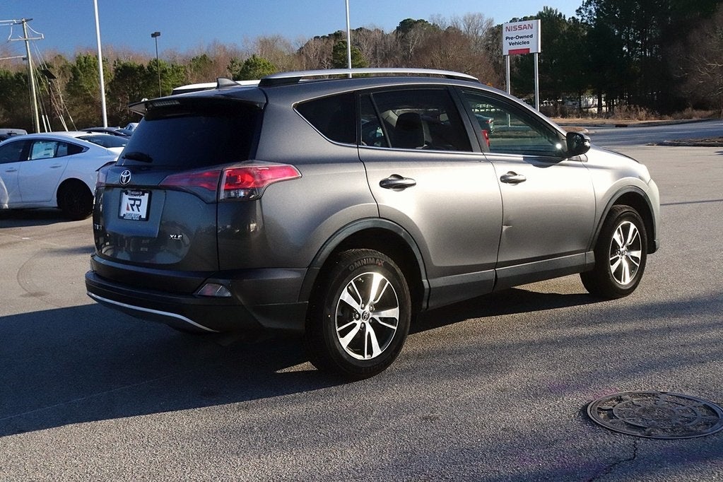 2017 Toyota RAV4 XLE