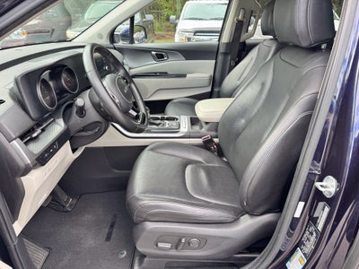 2023 Kia Carnival LX Seat Package