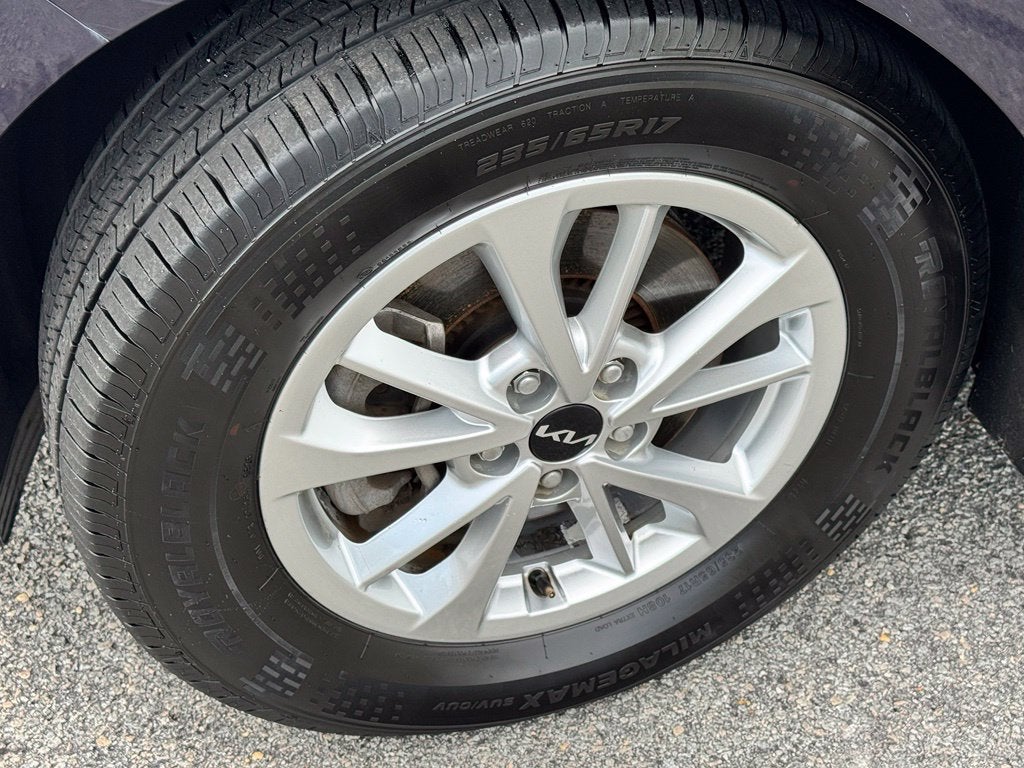 2023 Kia Carnival LX Seat Package