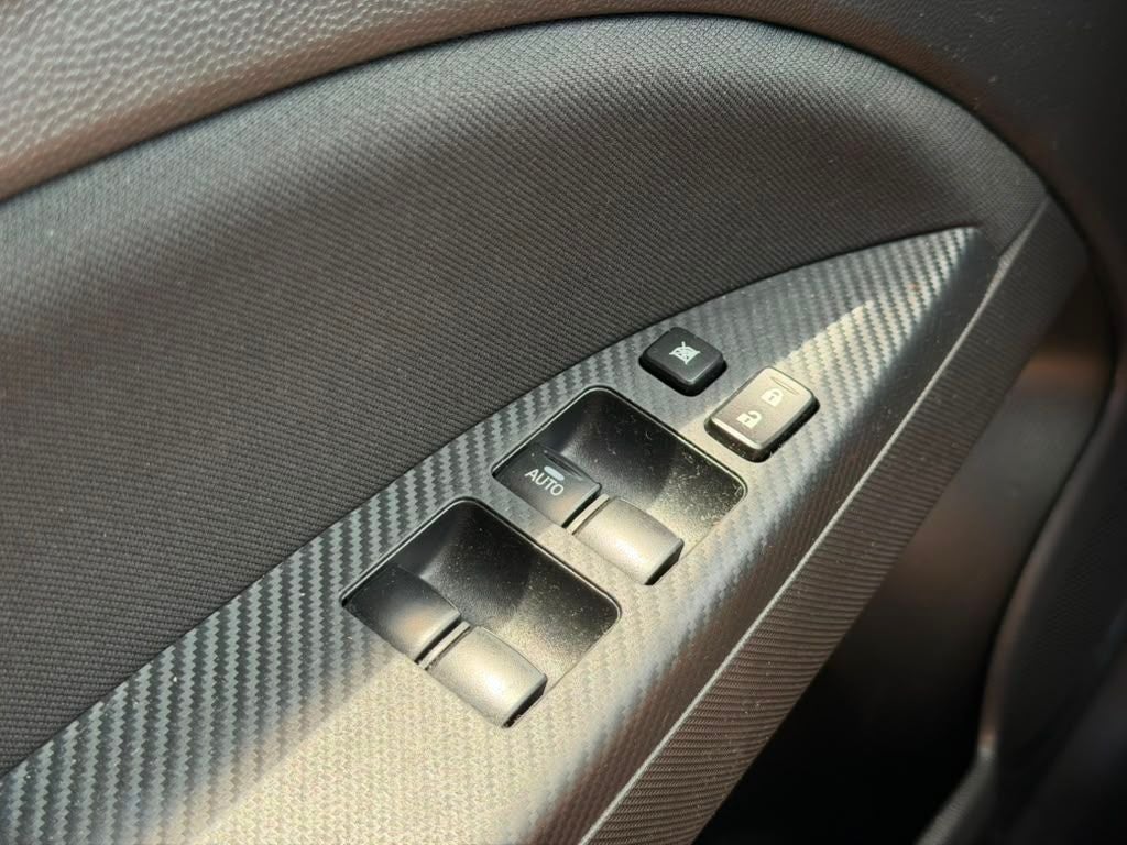 2024 Mitsubishi Mirage SE