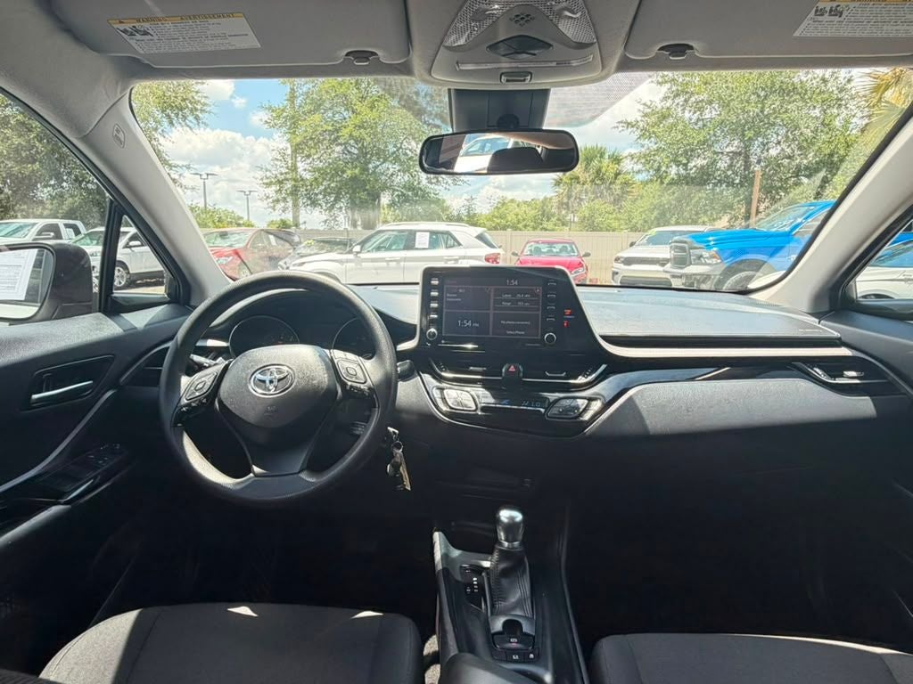 2021 Toyota C-HR LE
