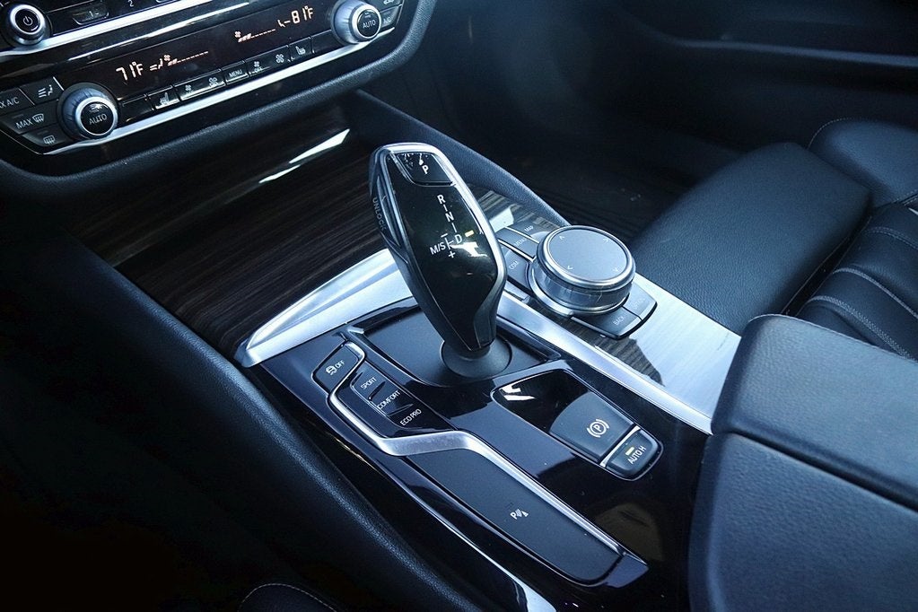 2018 BMW 5 Series 530i