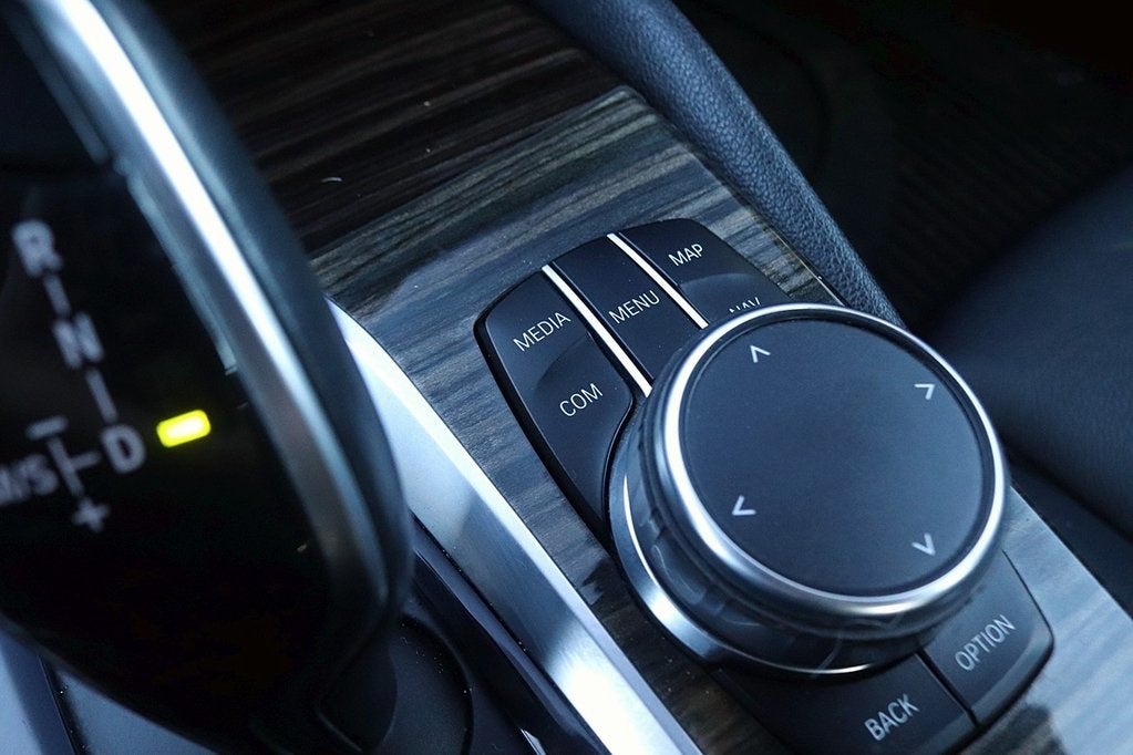 2018 BMW 5 Series 530i