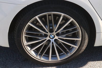 2018 BMW 5 Series 530i