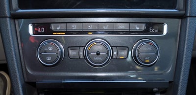 2019 Volkswagen e-Golf SEL Premium