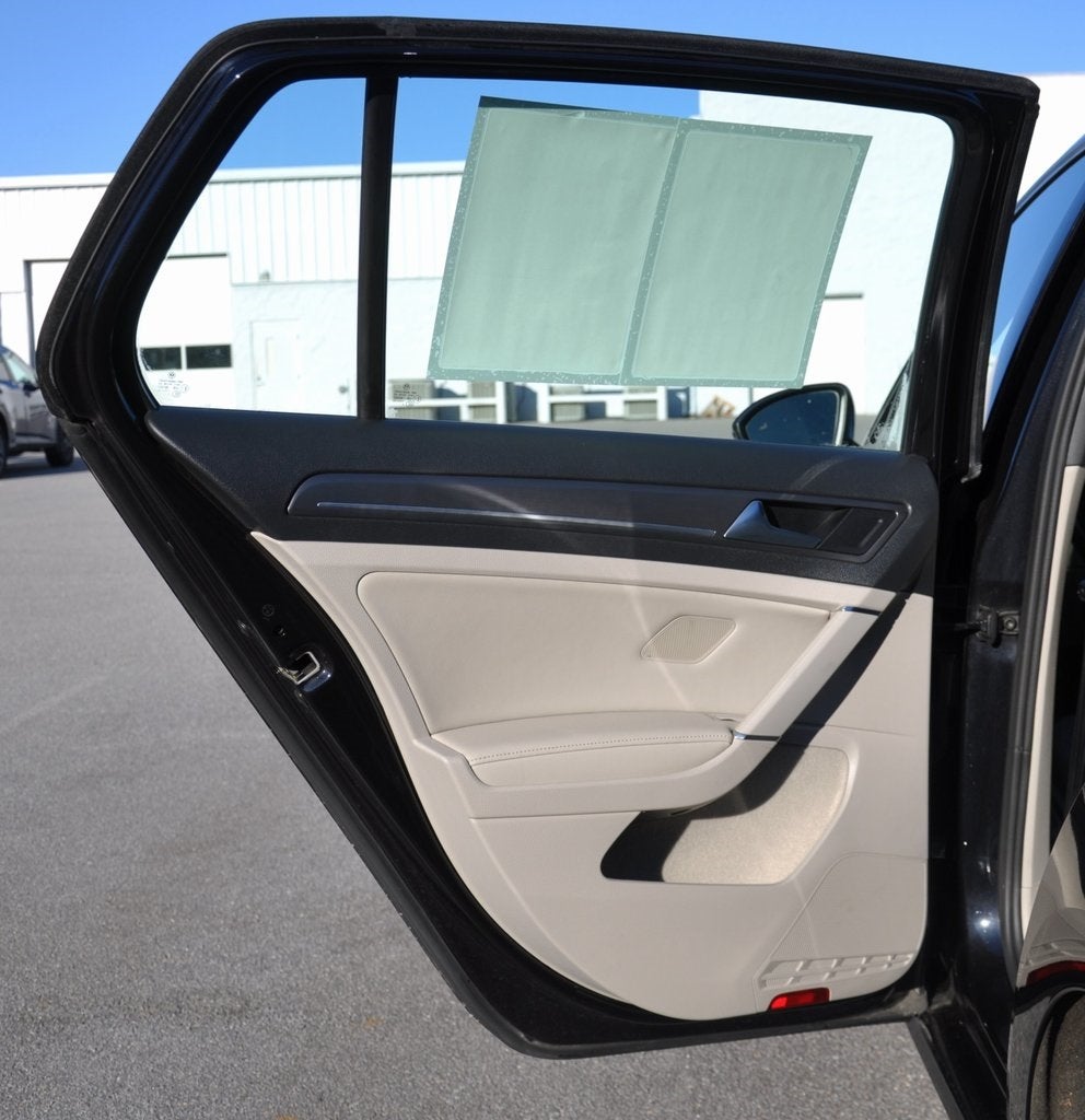 2019 Volkswagen e-Golf SEL Premium