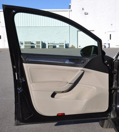 2019 Volkswagen e-Golf SEL Premium