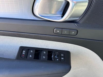 2021 Volvo XC40 Momentum