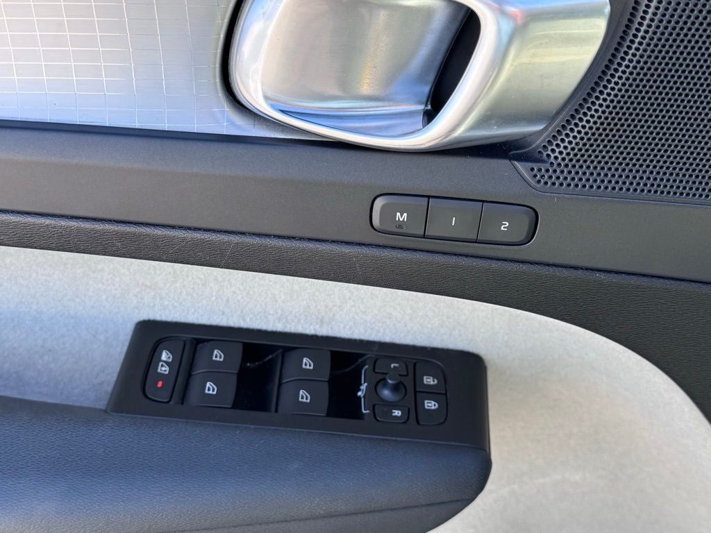 2021 Volvo XC40 Momentum