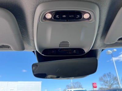 2021 Volvo XC40 Momentum