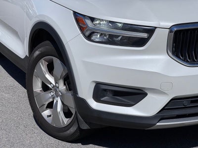 2021 Volvo XC40 Momentum
